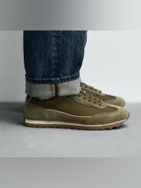 Zara Retro Style Olive Green Low-Top Sneakers
